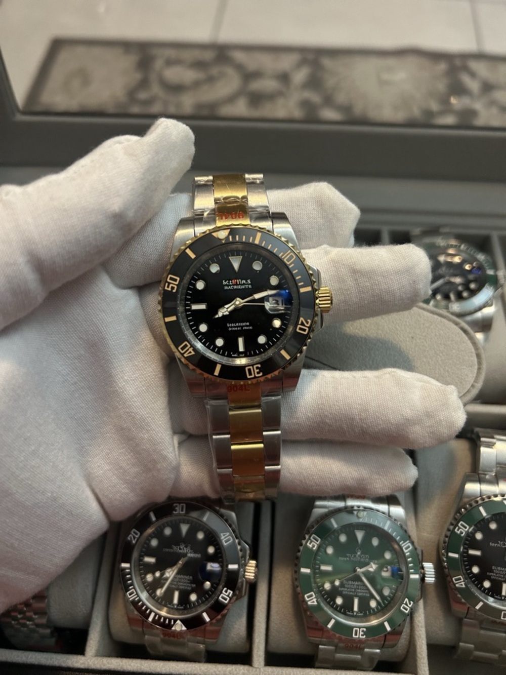 Two-Tone Black Dial Men's Dive Watch